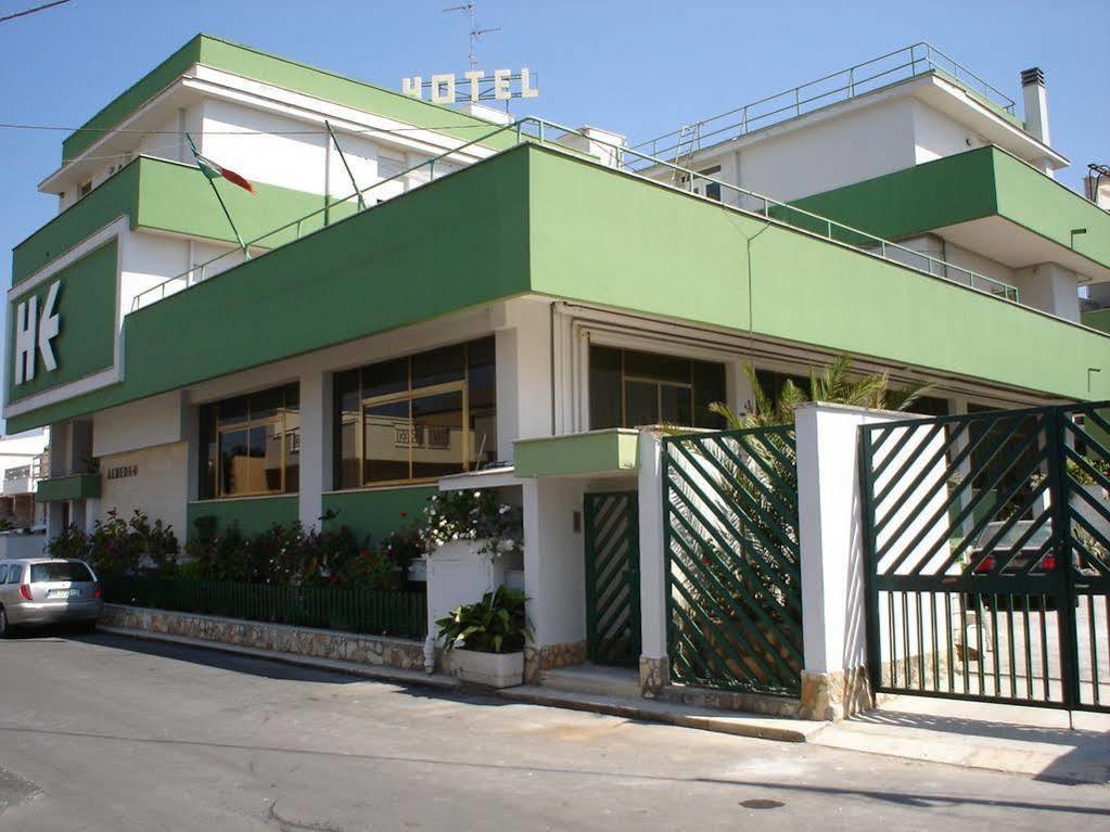 Esperia 2*