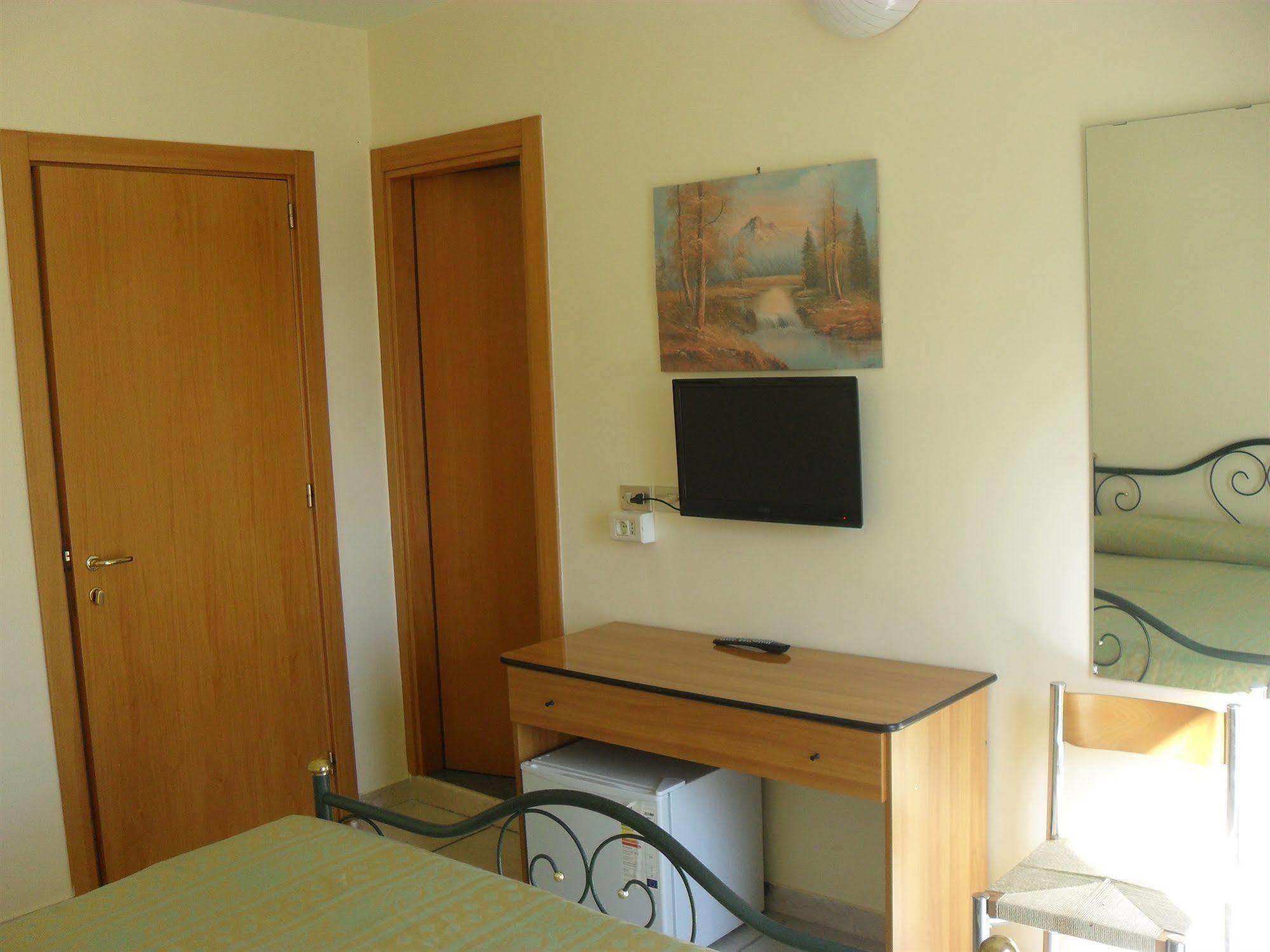 Hotel Esperia Sammichele Di Bari