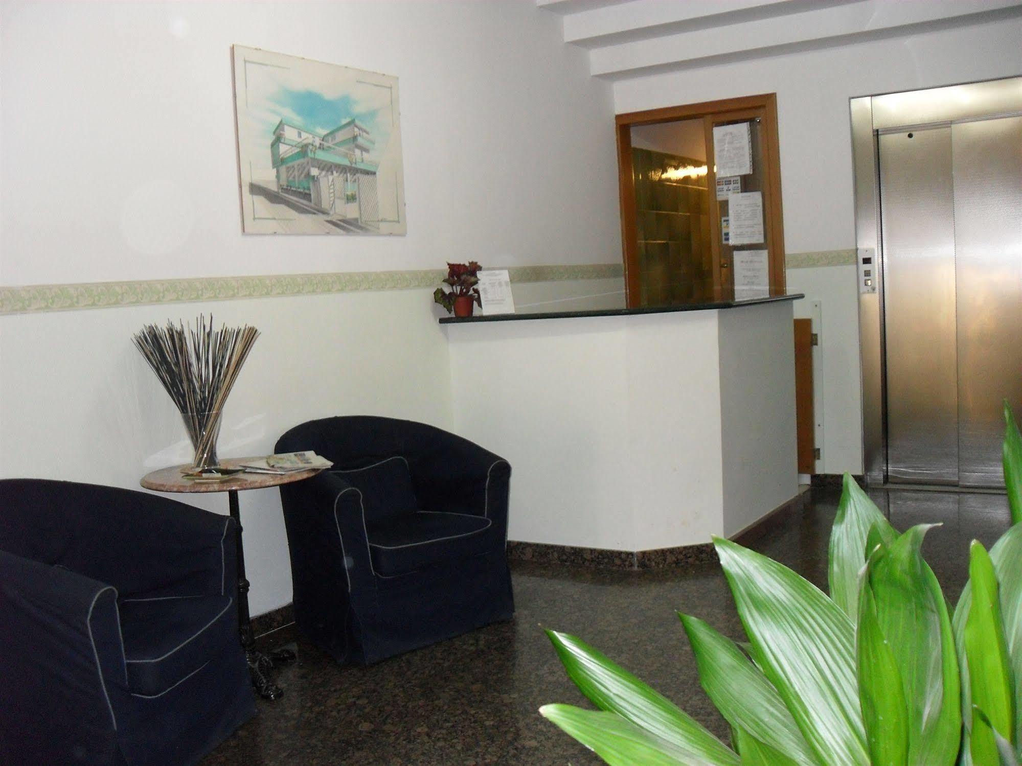 Esperia 2*